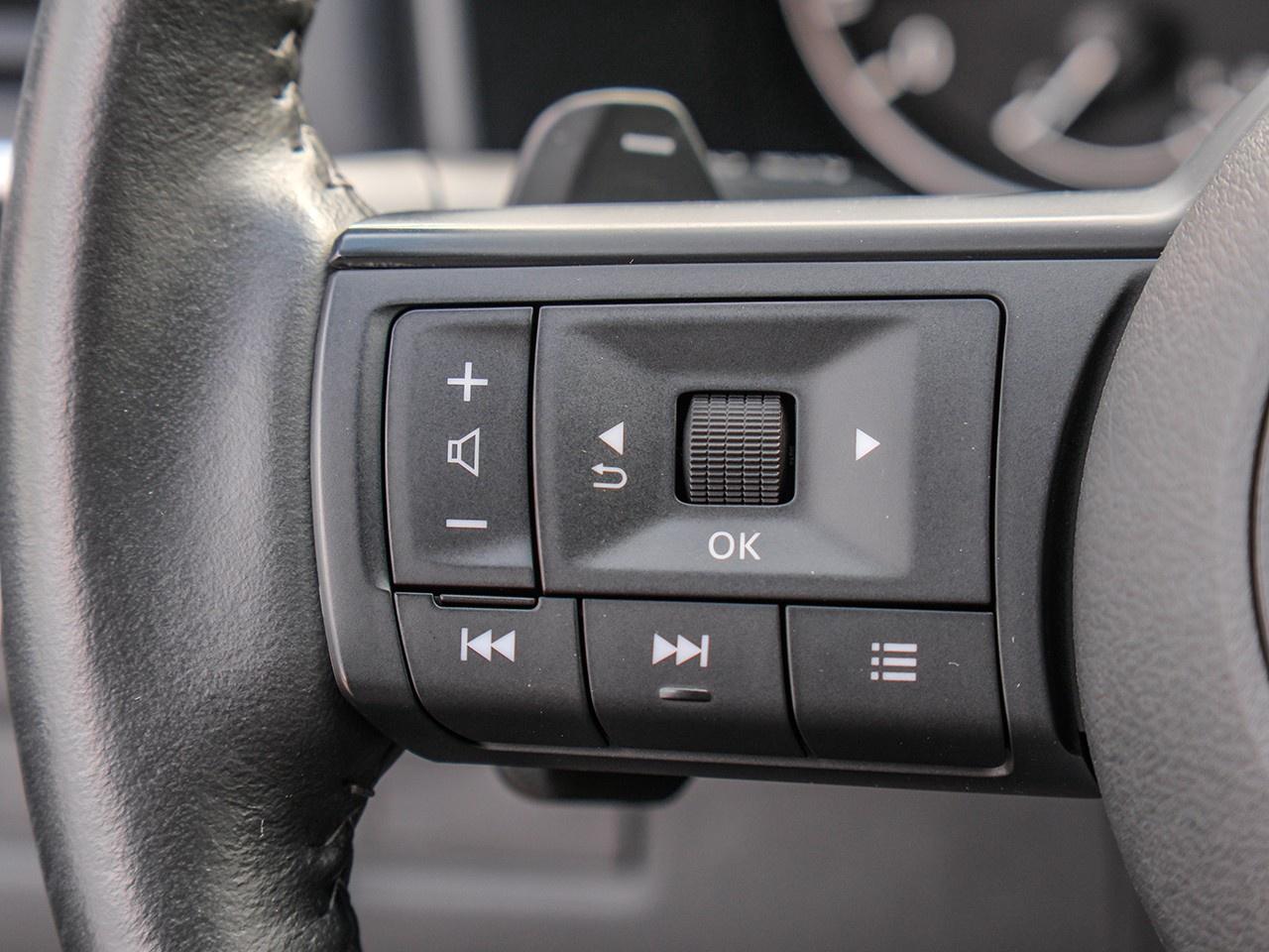 2024 Nissan Rogue S Photo