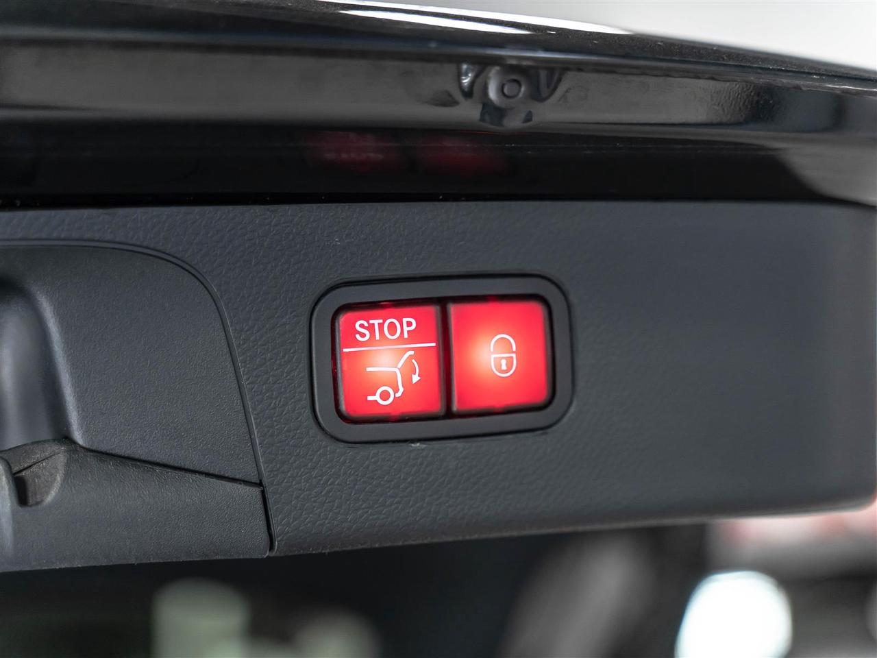 2022 Mercedes-Benz GLC $499 BI WEEKLY NIGHT PKG|AMG PERFORMANCE SEATS|TECH PKG Photo