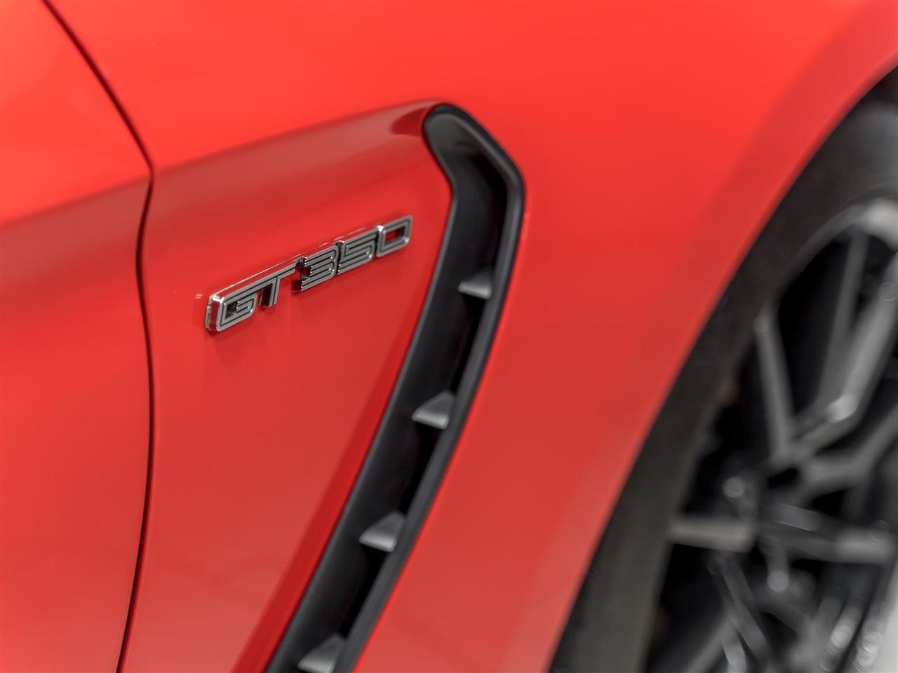 2016 Ford Mustang SHELBY GT350|NAVI|REAR CAM|PERF EXHAUST|LOADED Photo