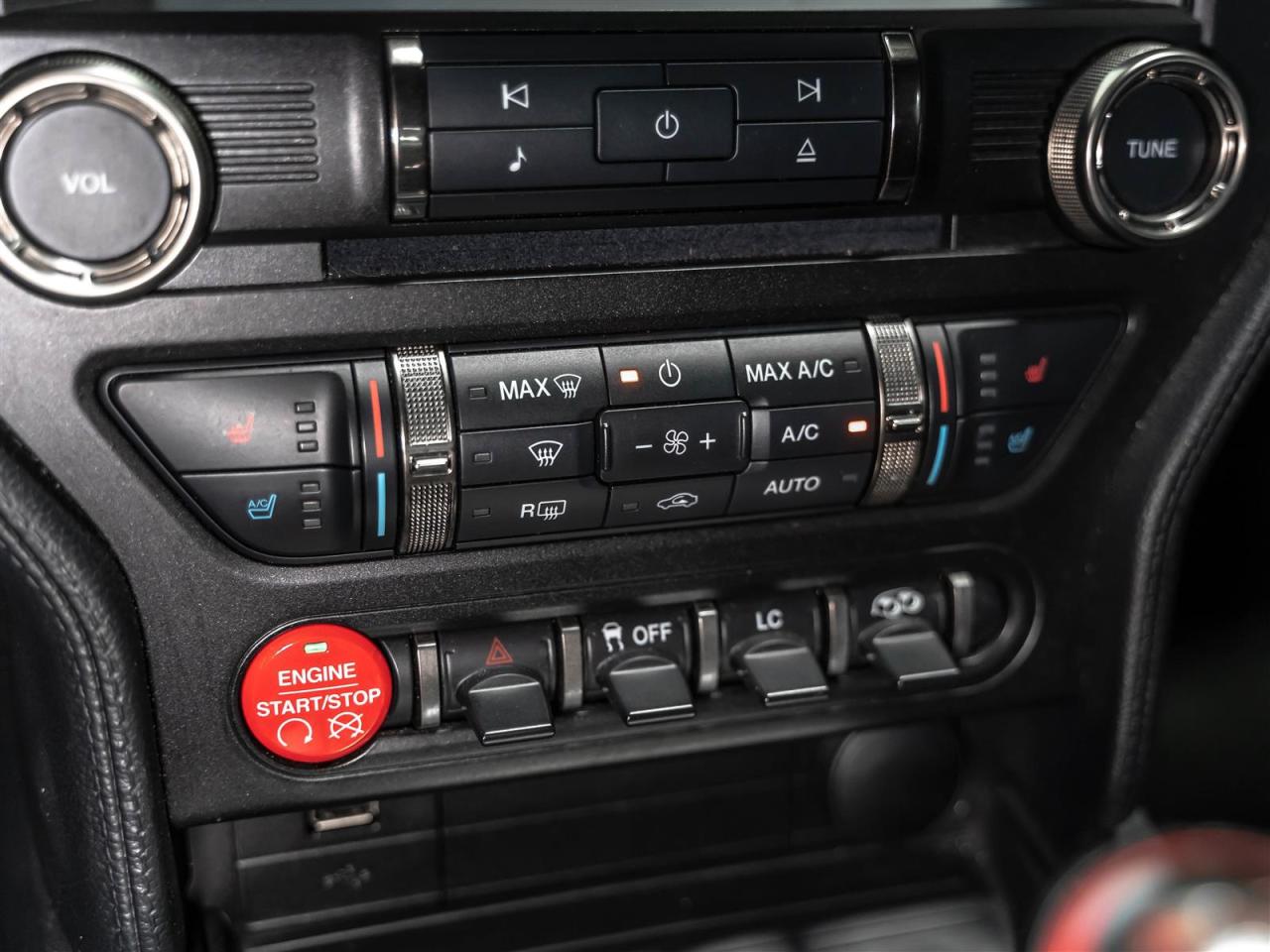 2016 Ford Mustang SHELBY GT350|NAVI|REAR CAM|PERF EXHAUST|LOADED Photo