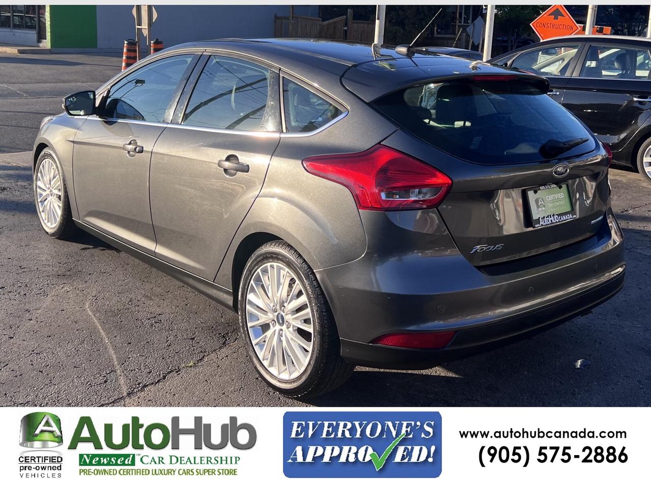 2018 Ford Focus TITANIUM-LEATHER/SUNROOF/HEATED SEATS/BACKUP CAMARA Photo