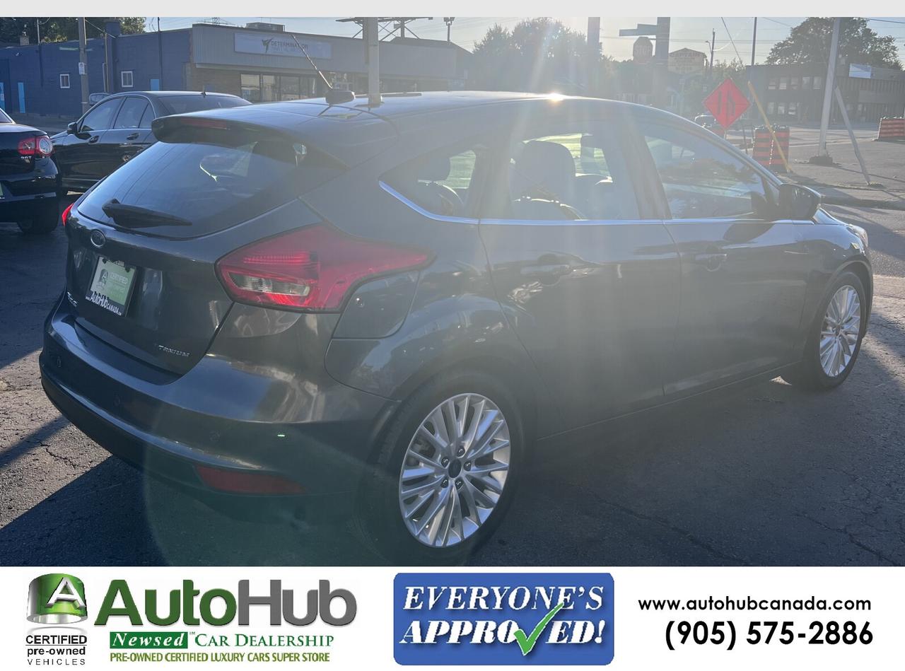 2018 Ford Focus TITANIUM-LEATHER/SUNROOF/HEATED SEATS/BACKUP CAMARA Photo