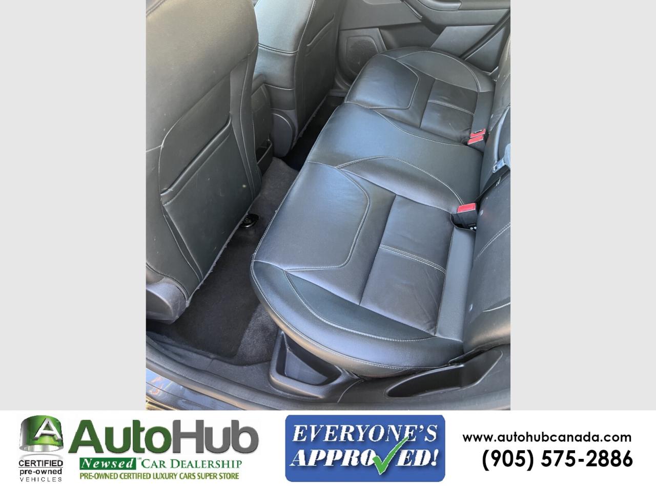 2018 Ford Focus TITANIUM-LEATHER/SUNROOF/HEATED SEATS/BACKUP CAMARA Photo