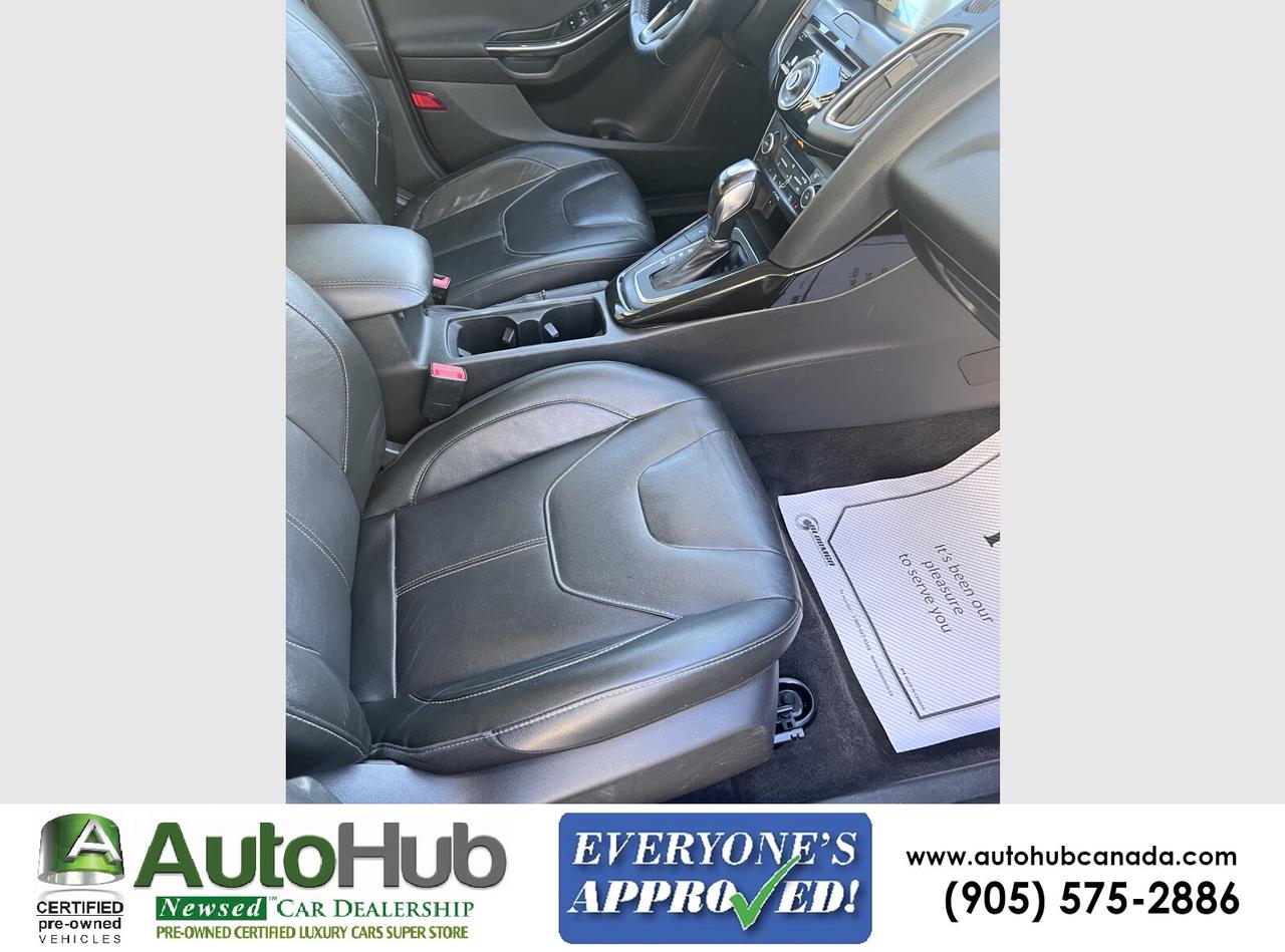 2018 Ford Focus TITANIUM-LEATHER/SUNROOF/HEATED SEATS/BACKUP CAMARA Photo