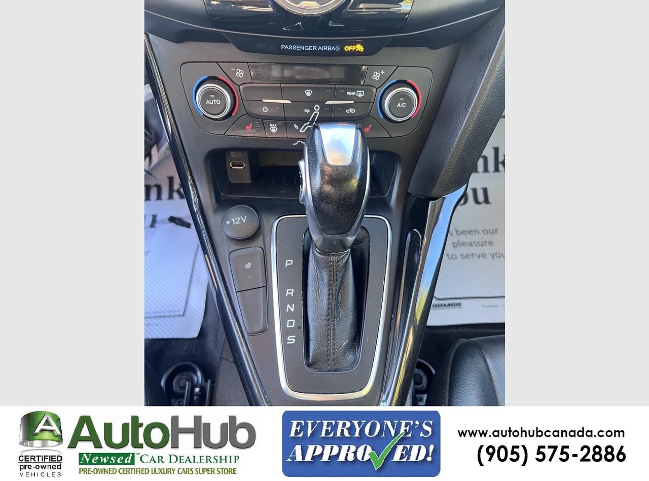 2018 Ford Focus TITANIUM-LEATHER/SUNROOF/HEATED SEATS/BACKUP CAMARA Photo