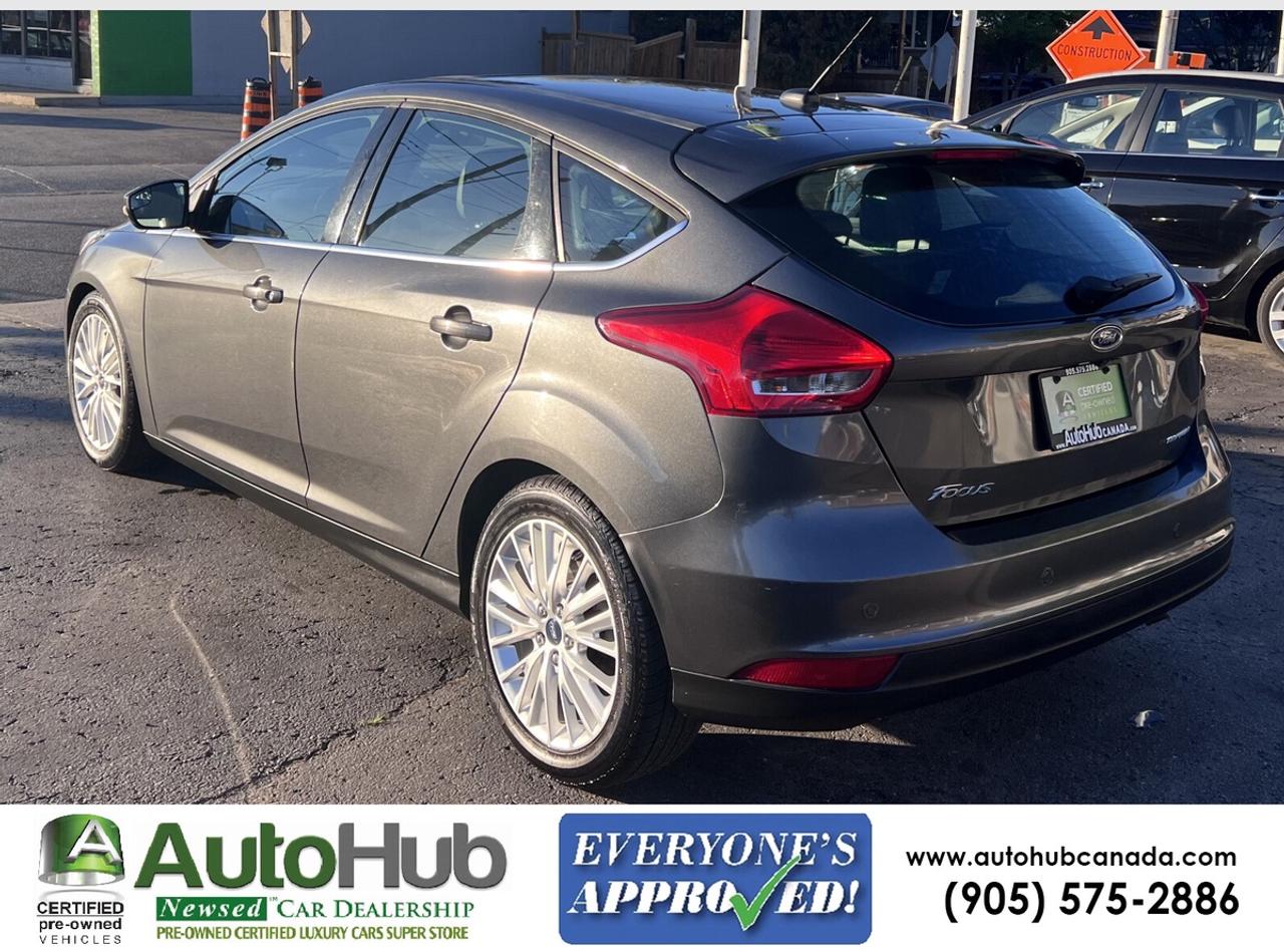 2018 Ford Focus TITANIUM-LEATHER/SUNROOF/HEATED SEATS/BACKUP CAMARA Photo