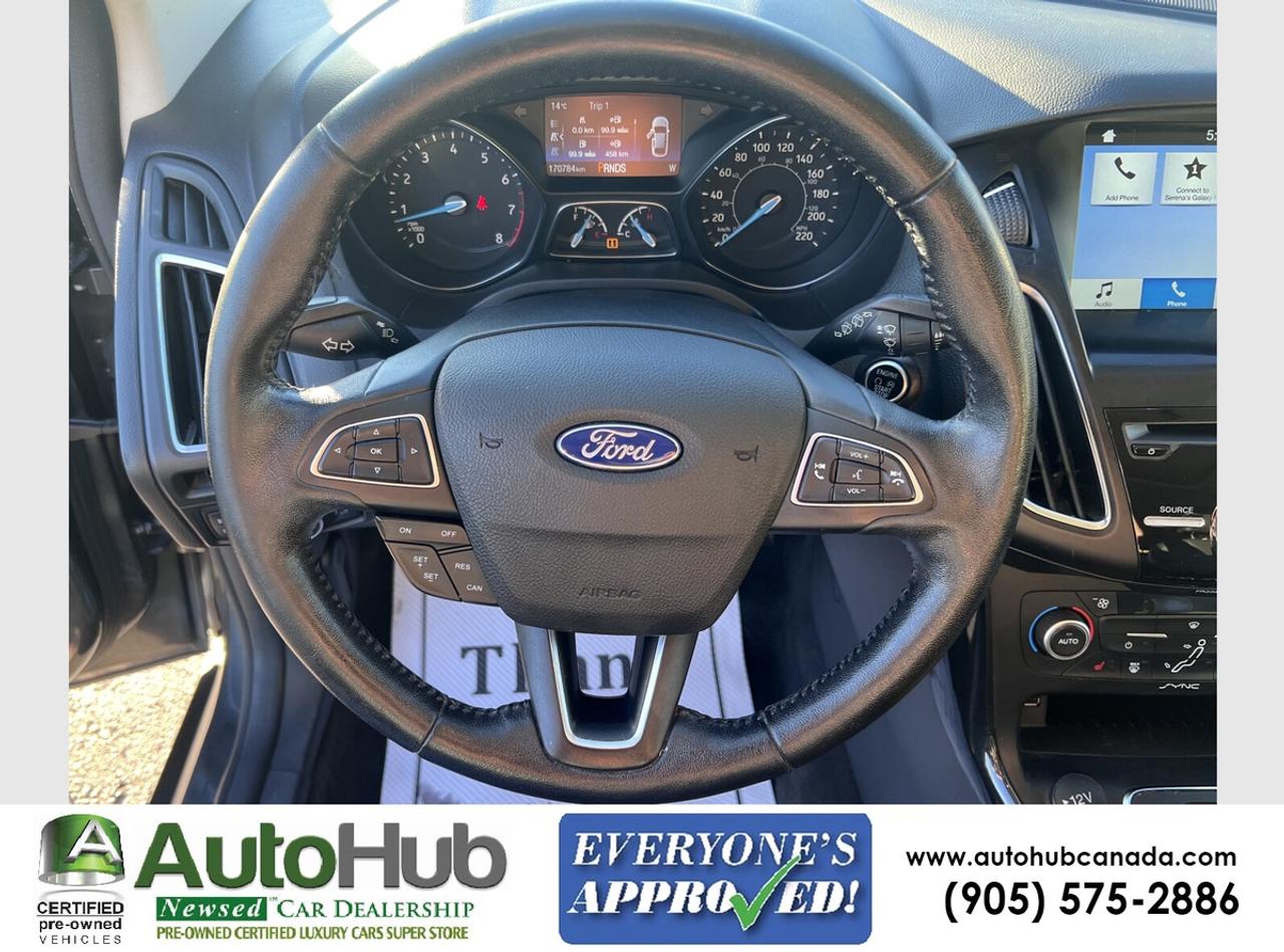 2018 Ford Focus TITANIUM-LEATHER/SUNROOF/HEATED SEATS/BACKUP CAMARA Photo