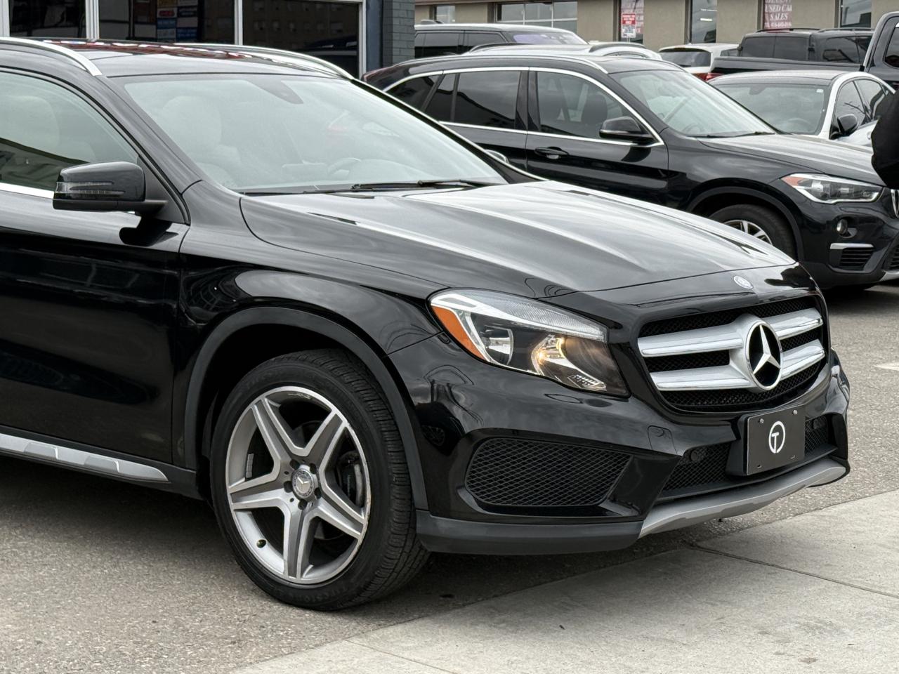 2016 Mercedes-Benz GLA 250 //AMG SPORT | PANO | LOADED Photo
