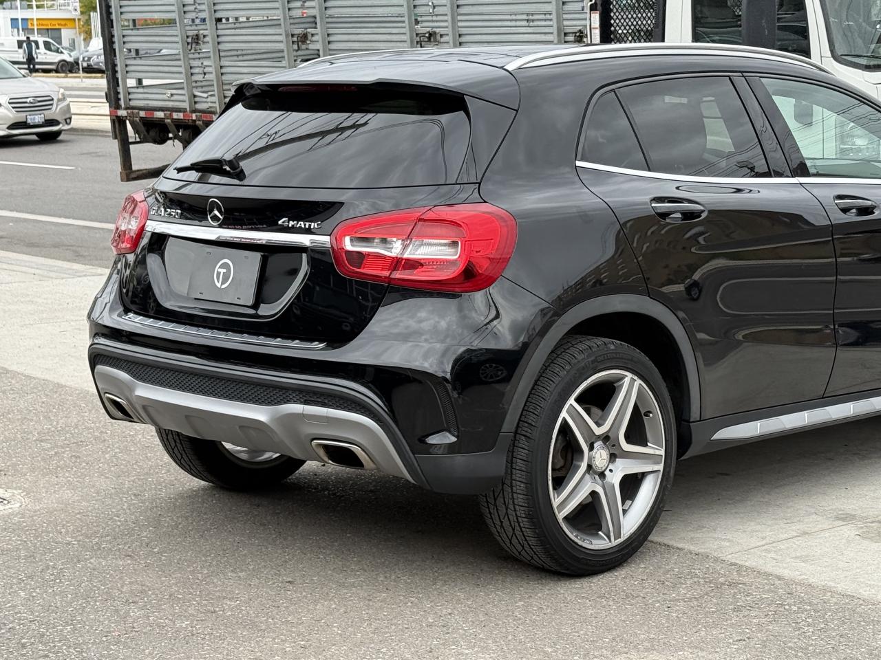 2016 Mercedes-Benz GLA 250 //AMG SPORT | PANO | LOADED Photo