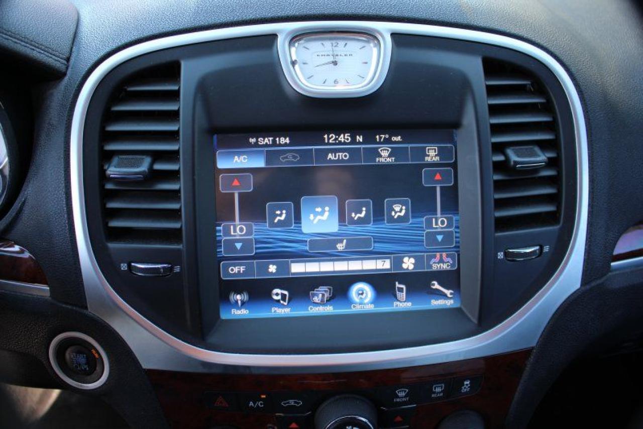 2012 Chrysler 300 Limited*RWD*Heated Leather*Moon Roof*BT*Rear Cam - Photo #23