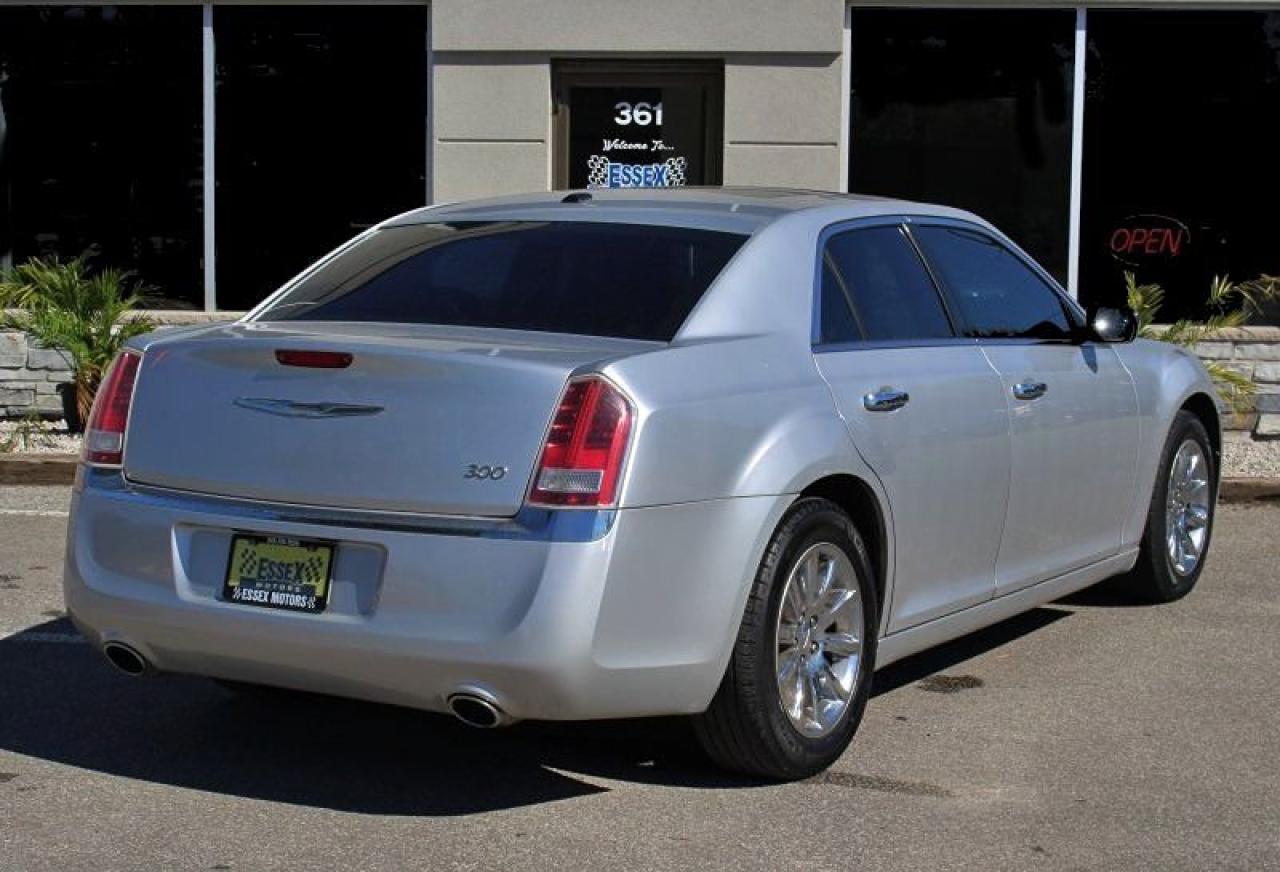 2012 Chrysler 300 Limited*RWD*Heated Leather*Moon Roof*BT*Rear Cam - Photo #6