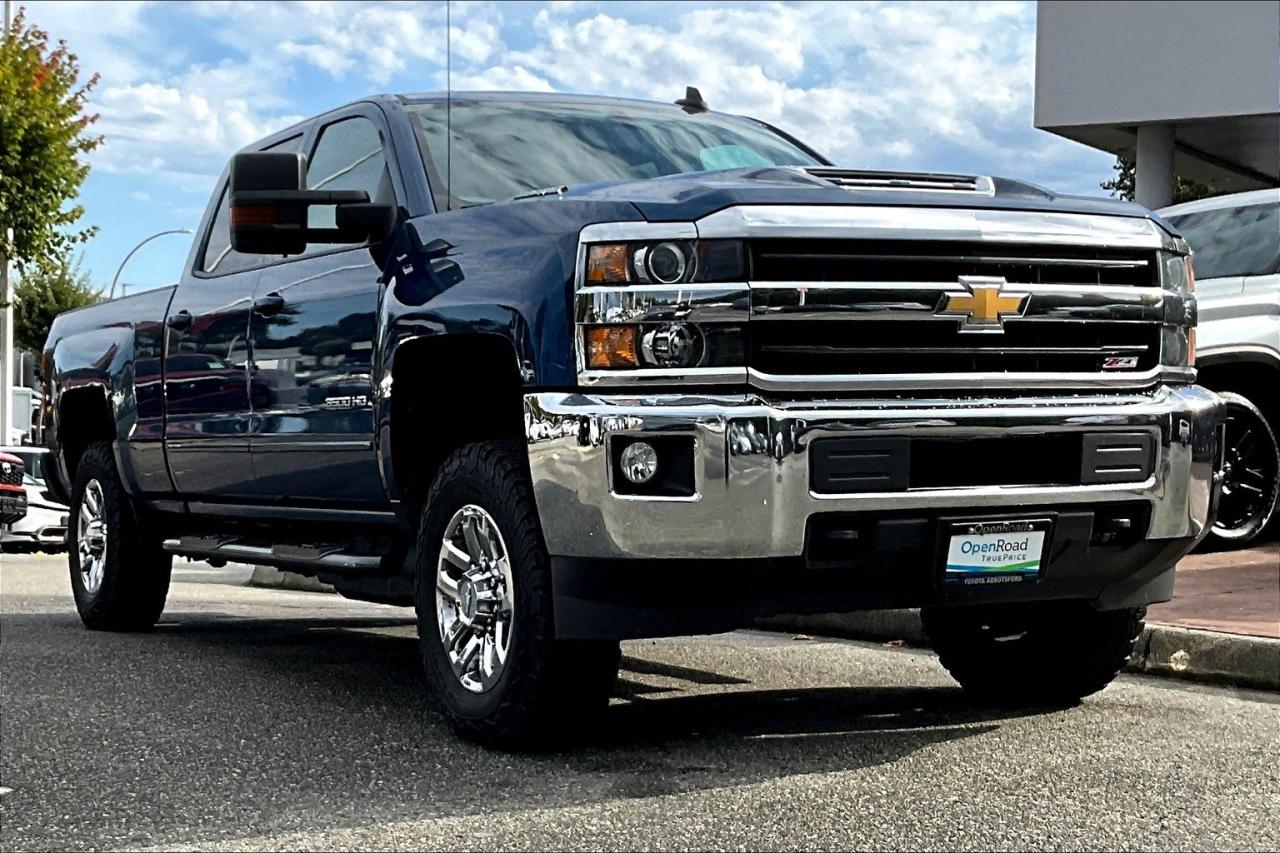 Used 2018 Chevrolet Silverado 3500 Crew 4x4 LT / Standard Box for sale in Abbotsford, BC