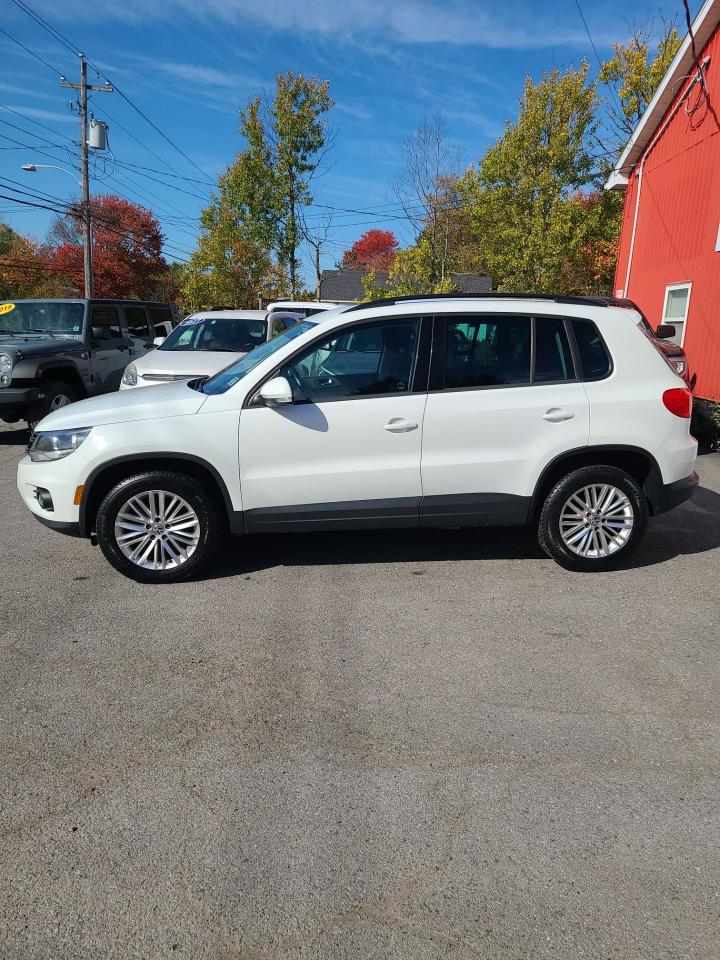 2016 Volkswagen Tiguan Special Edition - Photo #2