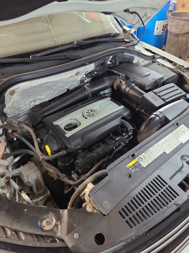 2016 Volkswagen Tiguan Special Edition - Photo #8