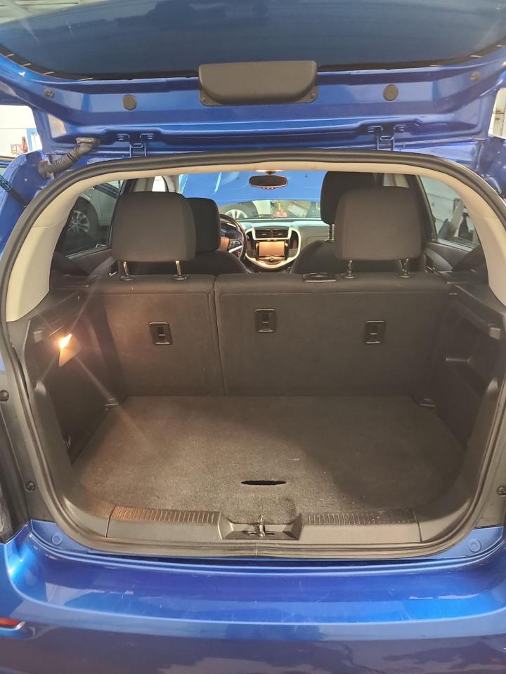 2017 Chevrolet Sonic LT - Photo #7