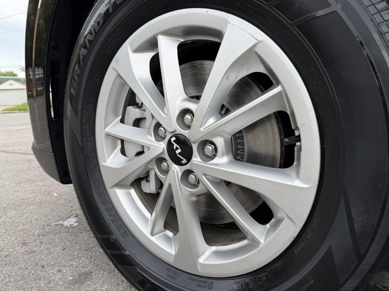 2022 Kia Carnival LX - Photo #23