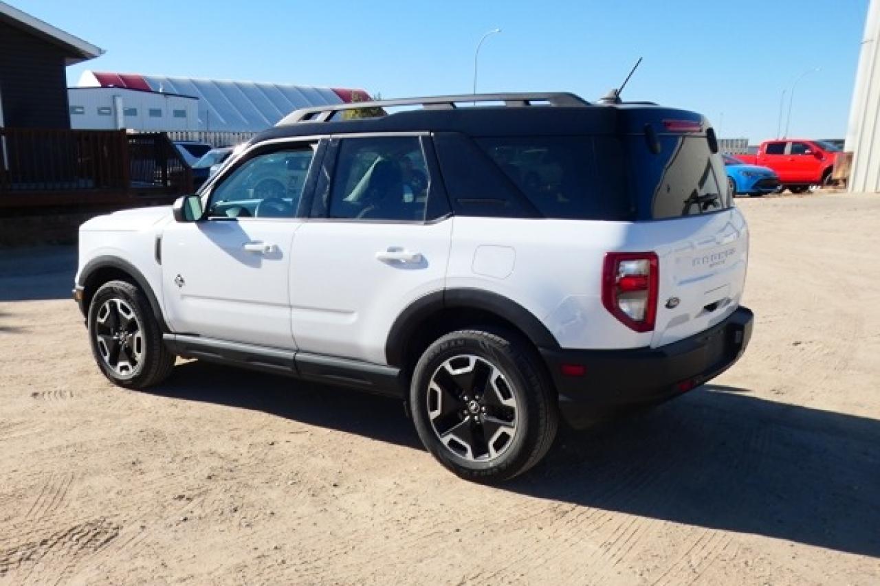 2024 Ford Bronco Sport Outer Banks 4x4 w/Htd L.wrap, BUC - Photo #8