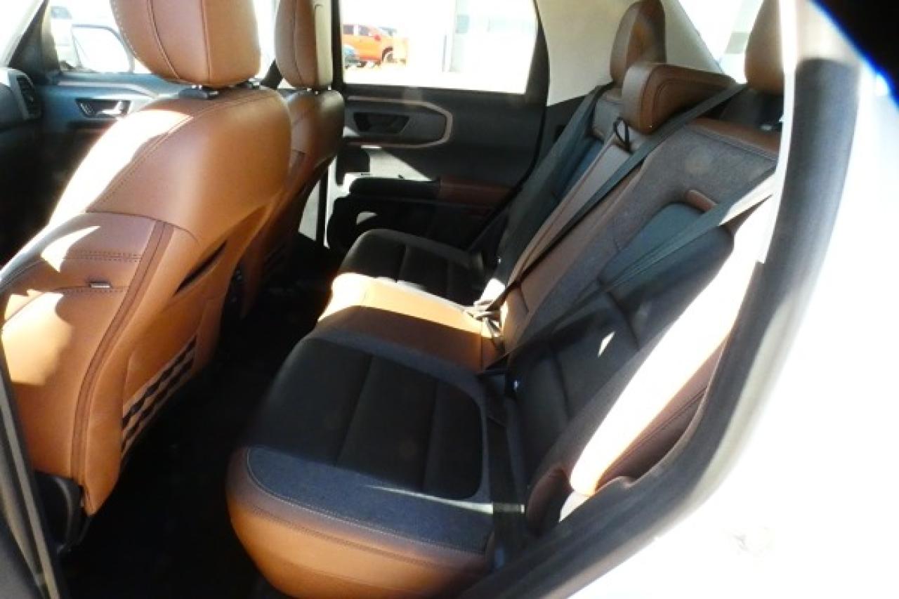 2024 Ford Bronco Sport Outer Banks 4x4 w/Htd L.wrap, BUC - Photo #10