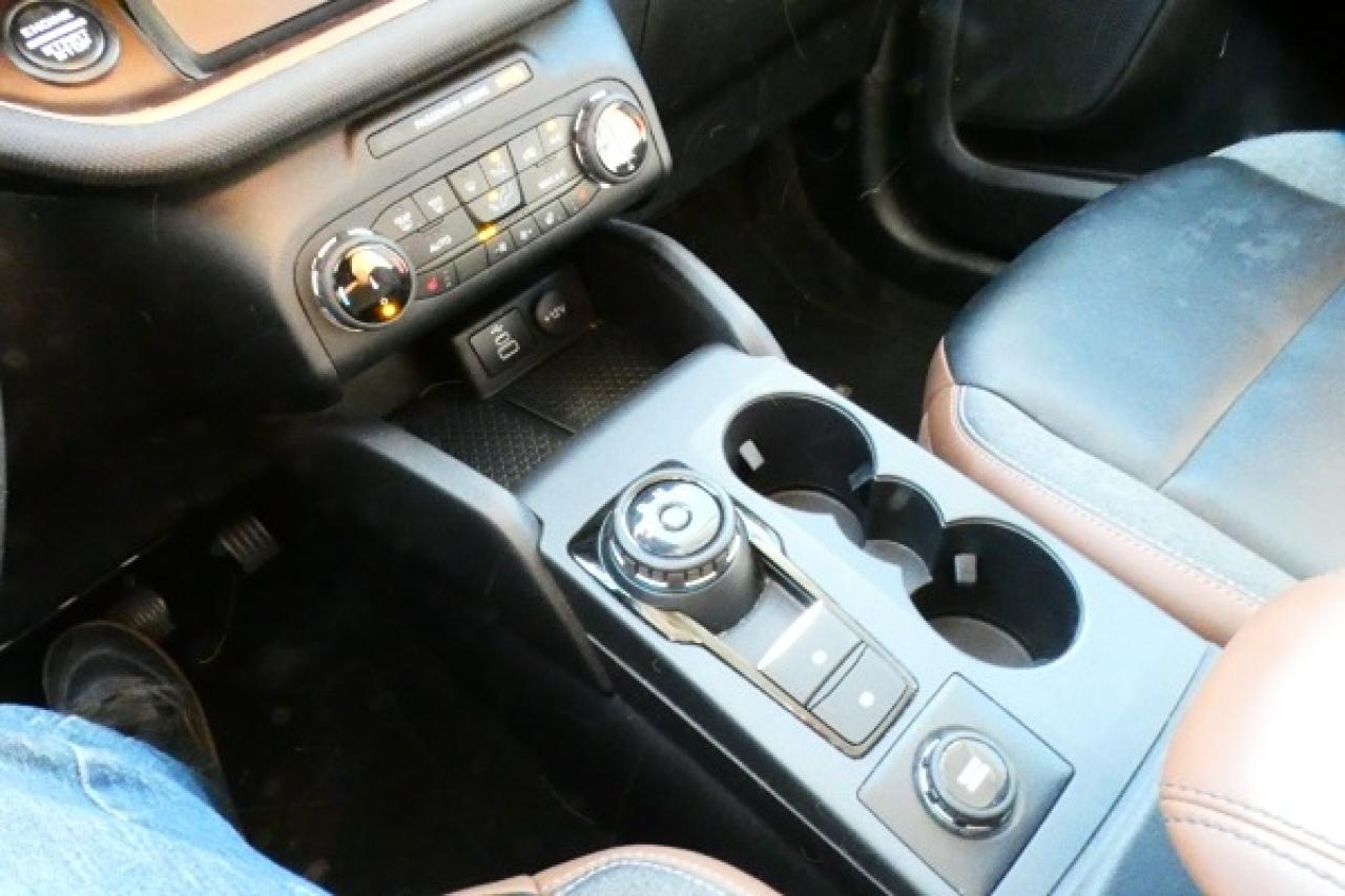 2024 Ford Bronco Sport Outer Banks 4x4 w/Htd L.wrap, BUC - Photo #16