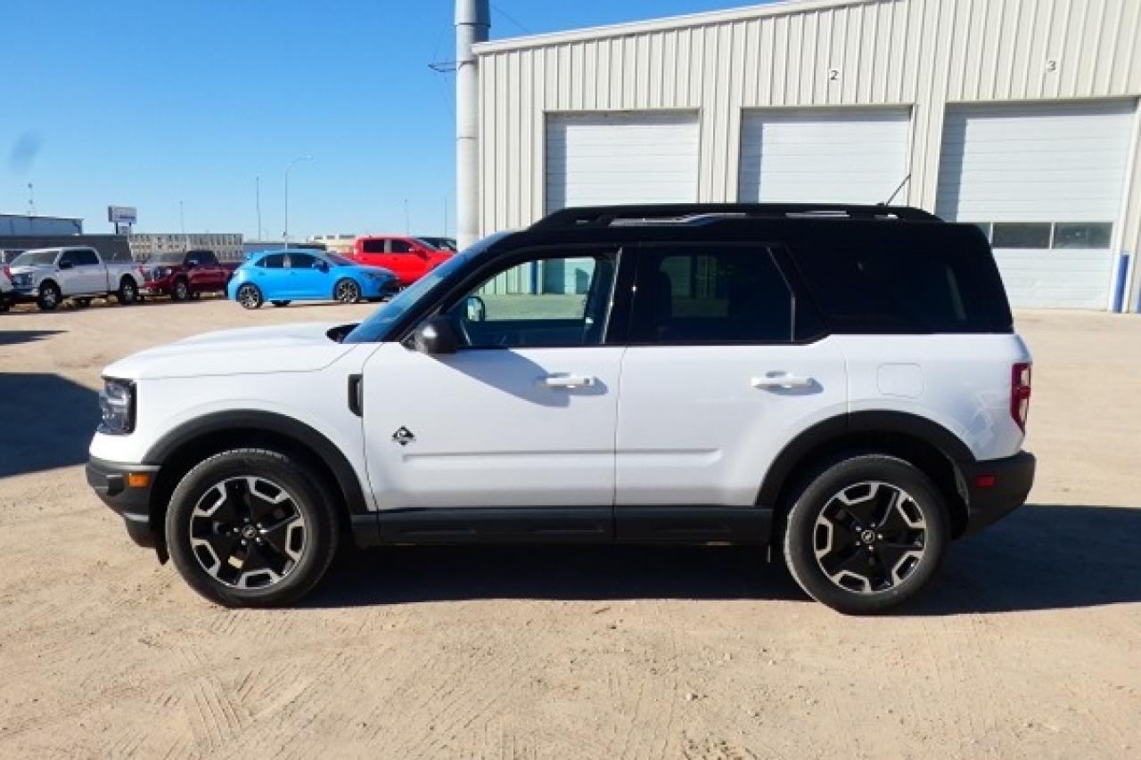 2024 Ford Bronco Sport Outer Banks 4x4 w/Htd L.wrap, BUC - Photo #1
