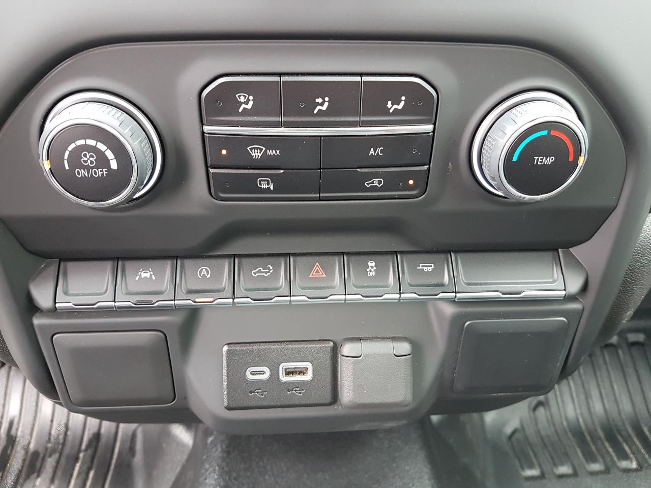 1760023576