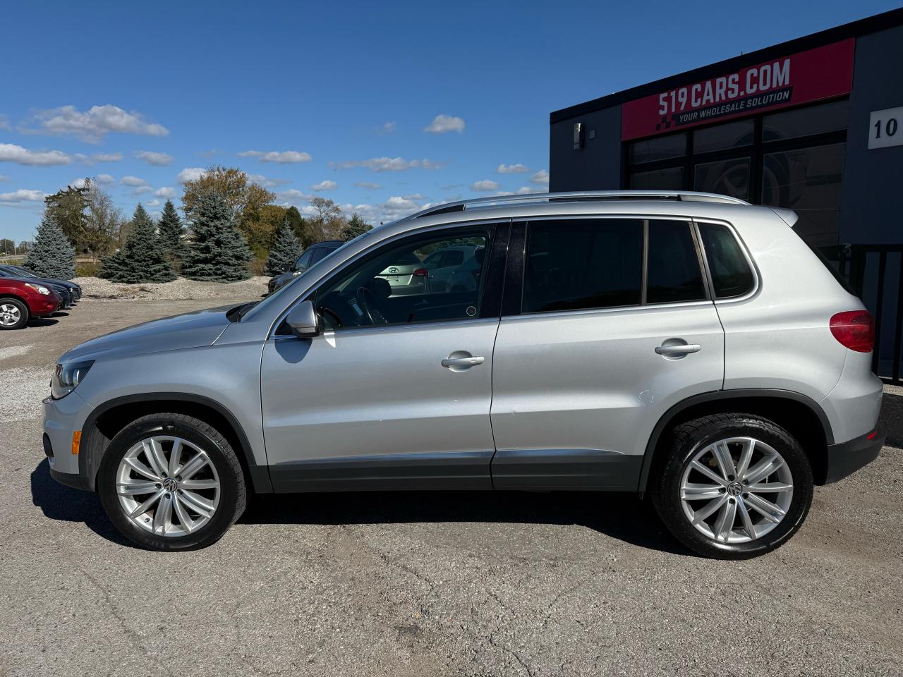 2017 Volkswagen Tiguan COMFORTLINE | Navigation | Backup Camera | Sunroof - Photo #2