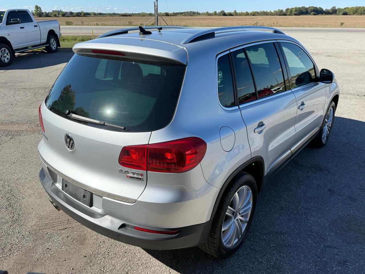 2017 Volkswagen Tiguan COMFORTLINE | Navigation | Backup Camera | Sunroof - Photo #5