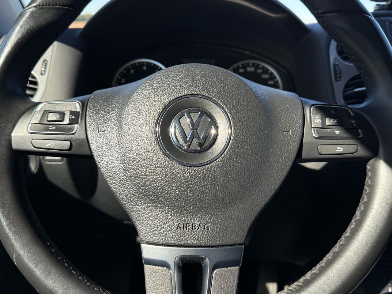2017 Volkswagen Tiguan COMFORTLINE | Navigation | Backup Camera | Sunroof - Photo #16