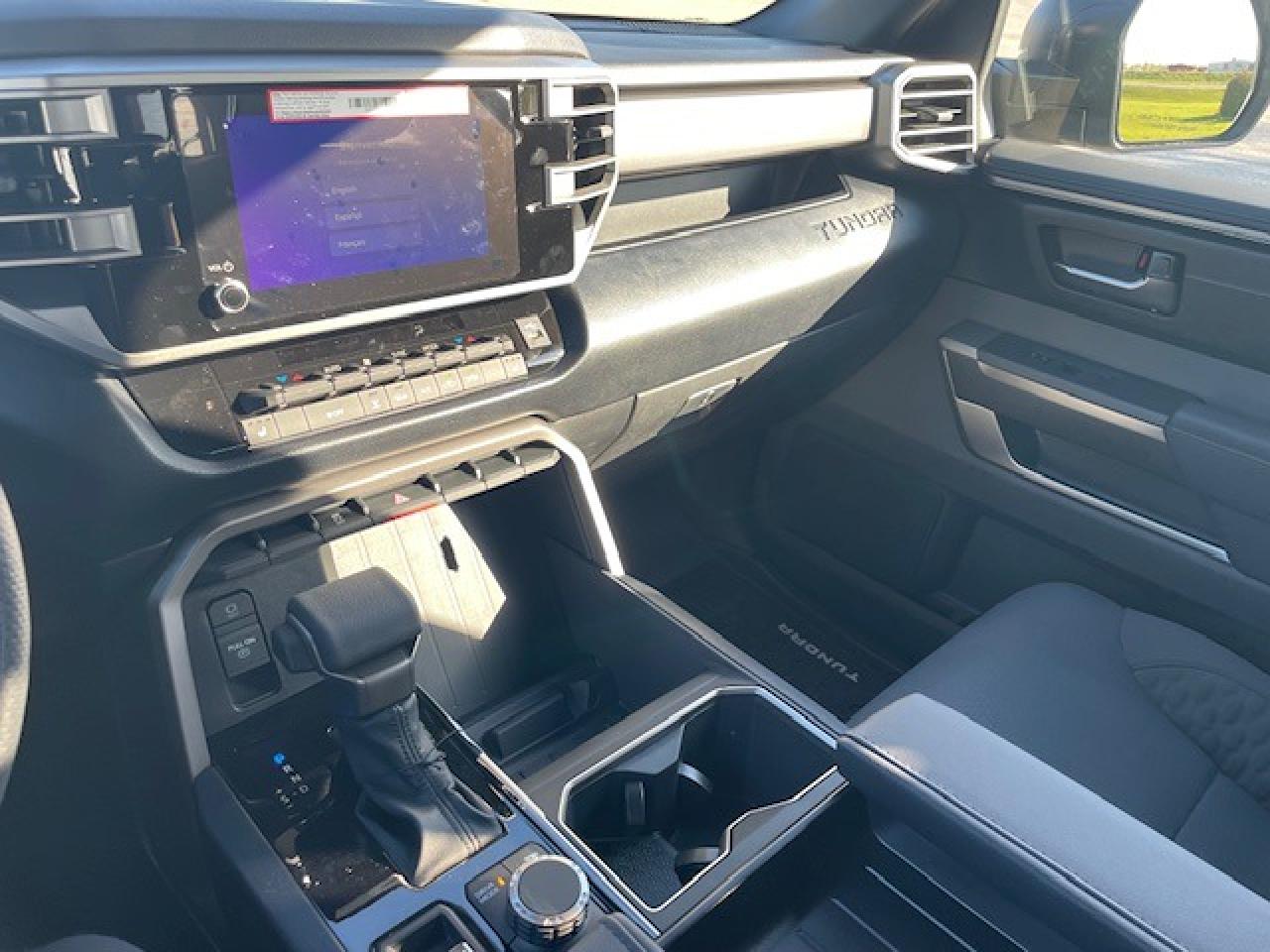 2026 Toyota Tundra SR5 CREWMAX Photo