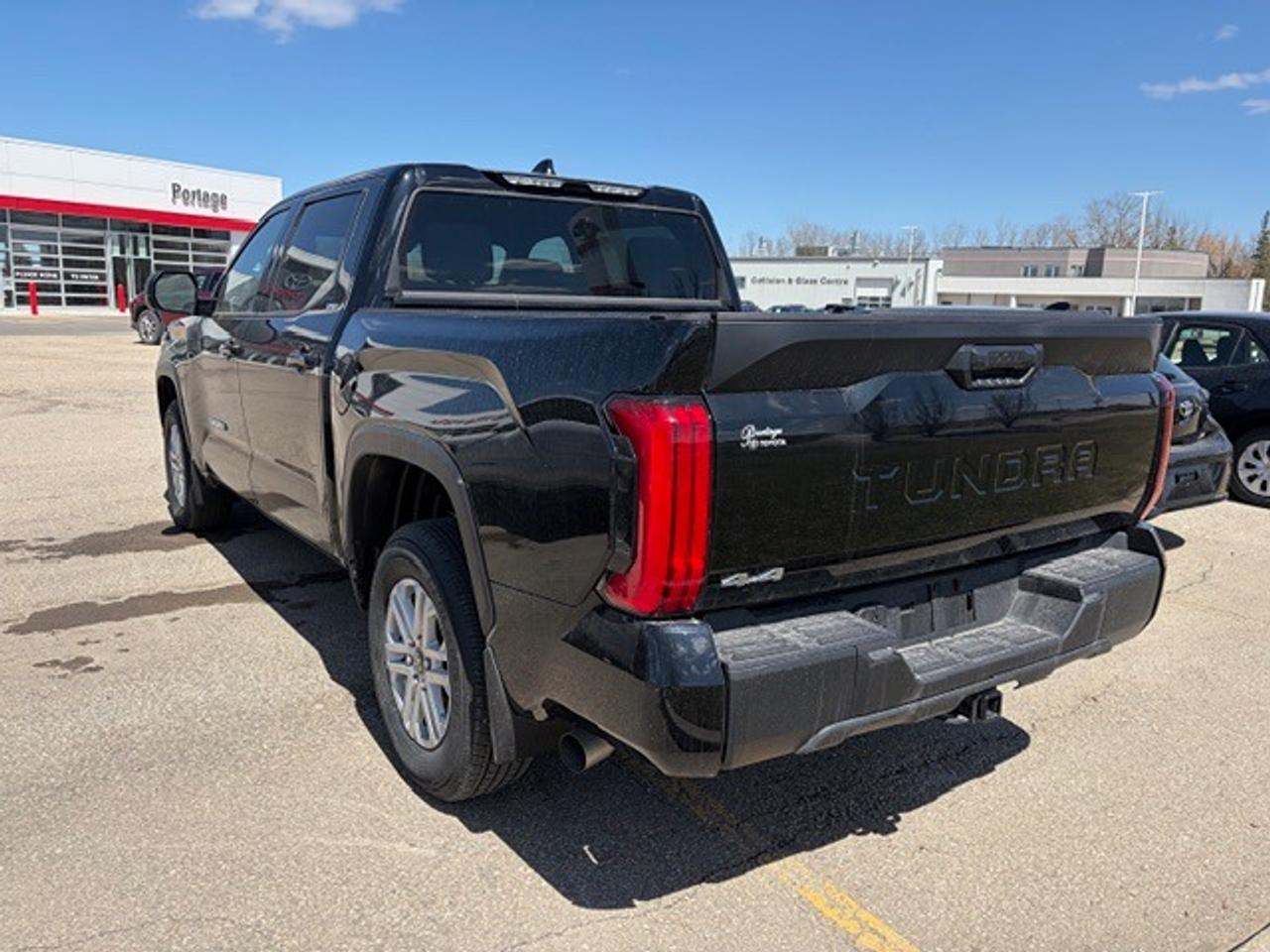 2026 Toyota Tundra SR5 CREWMAX Photo2