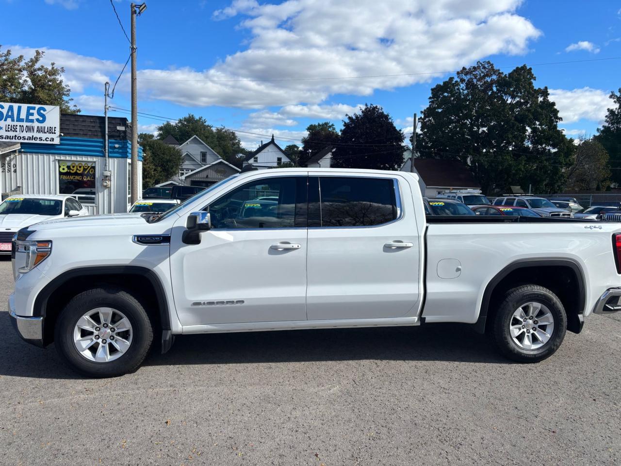 2021 GMC Sierra 1500 SLE, Crew Cab 4X4, 6 1/2 foot box, Loaded.