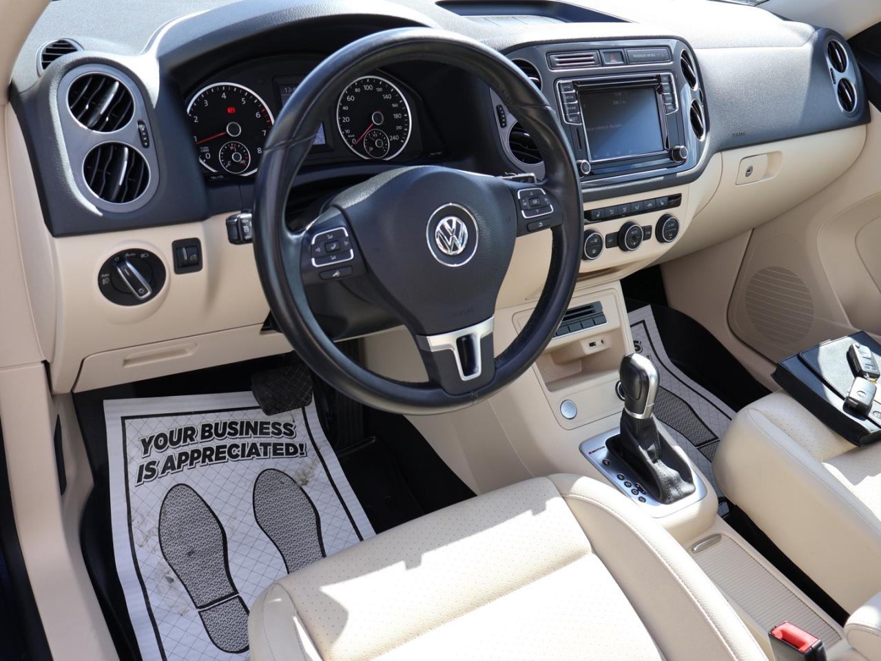 2017 Volkswagen Tiguan COMFORTLINE AWD CERTIFIED *ACCIDENT FREE* CAMERA BLUETOOTH LEATHER HEATED SEATS PANO ROOF CRUISE ALLOYS - Photo #9