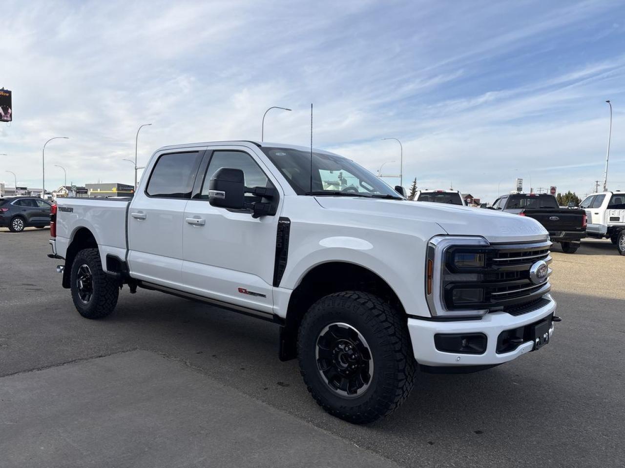 2026 Ford F-350 Super Duty SRW PLATINUM 6.8' Box 713A Photo0