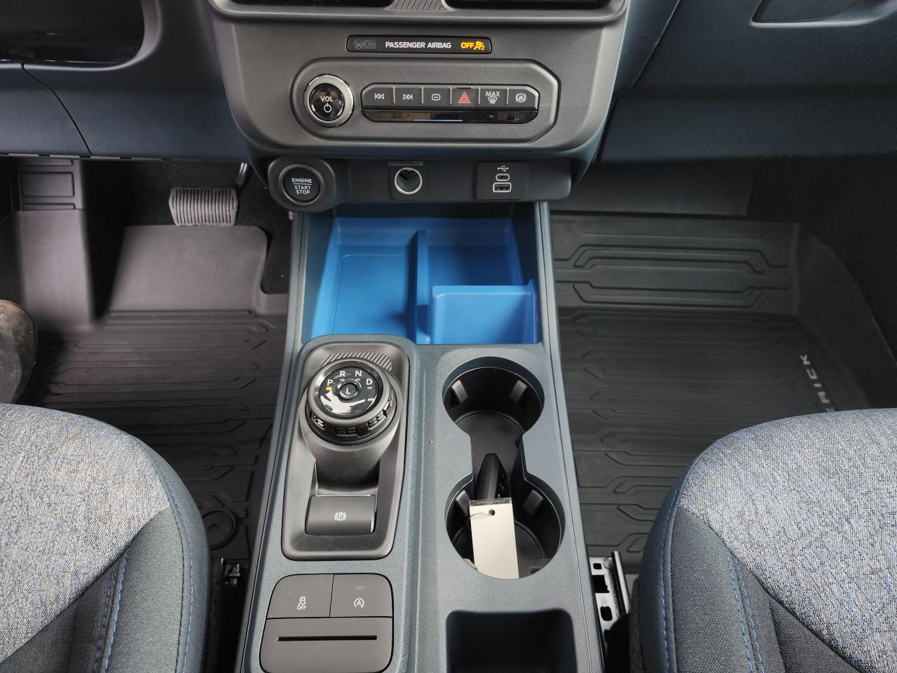 2025 Ford Maverick XLT AWD SuperCrew Photo5