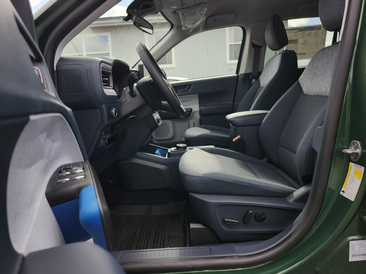 2025 Ford Maverick XLT AWD SuperCrew Photo5