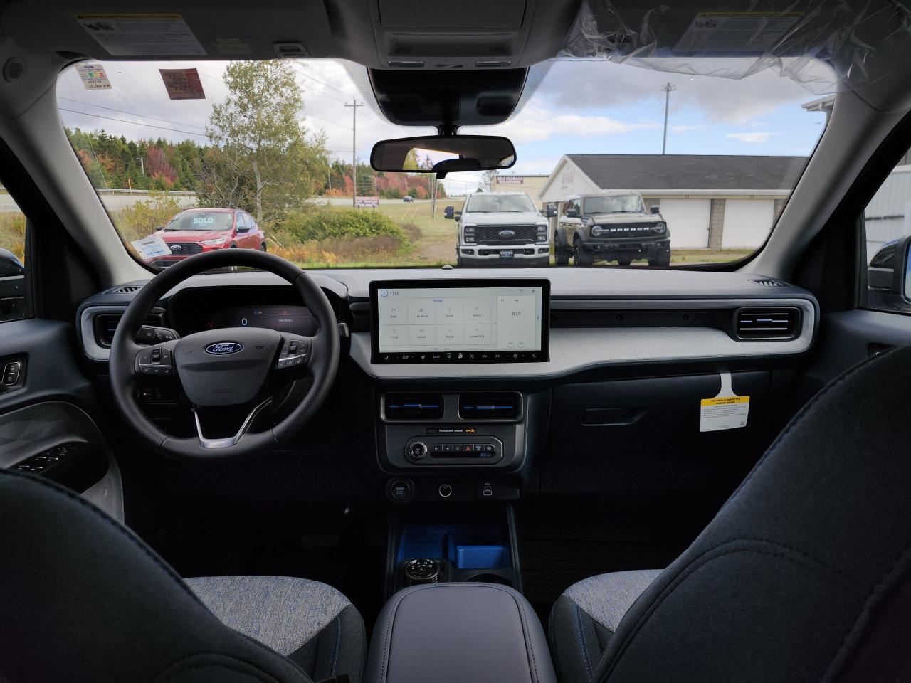 2025 Ford Maverick XLT AWD SuperCrew Photo5