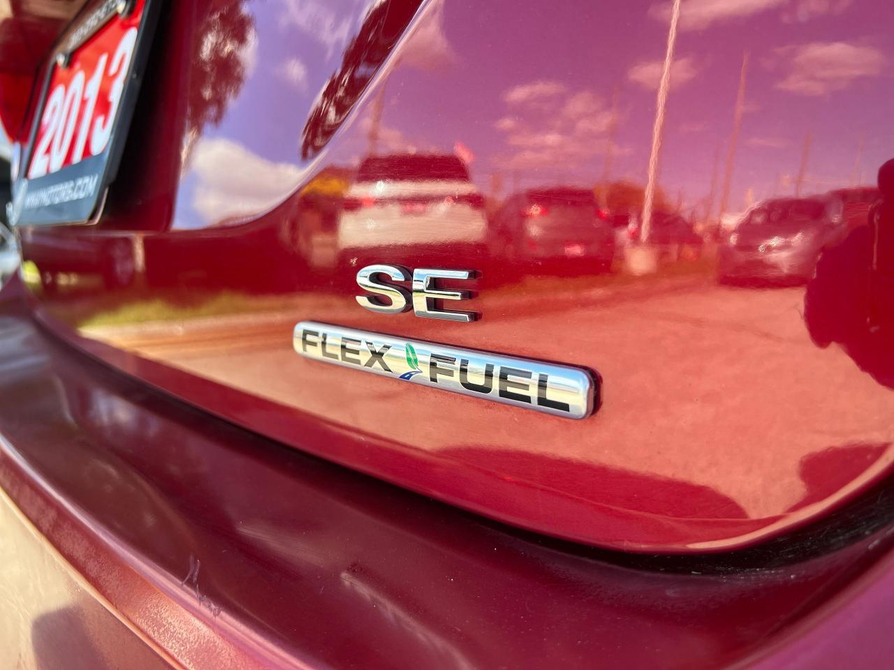 2013 Ford Focus SE NO ACCIDENT CLEAN CARFAX LOW KM HEATED SEATS - Photo #7