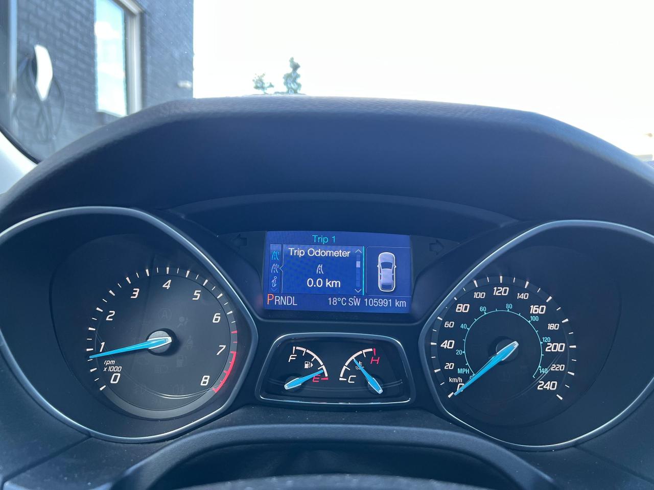 2013 Ford Focus SE NO ACCIDENT CLEAN CARFAX LOW KM HEATED SEATS - Photo #16