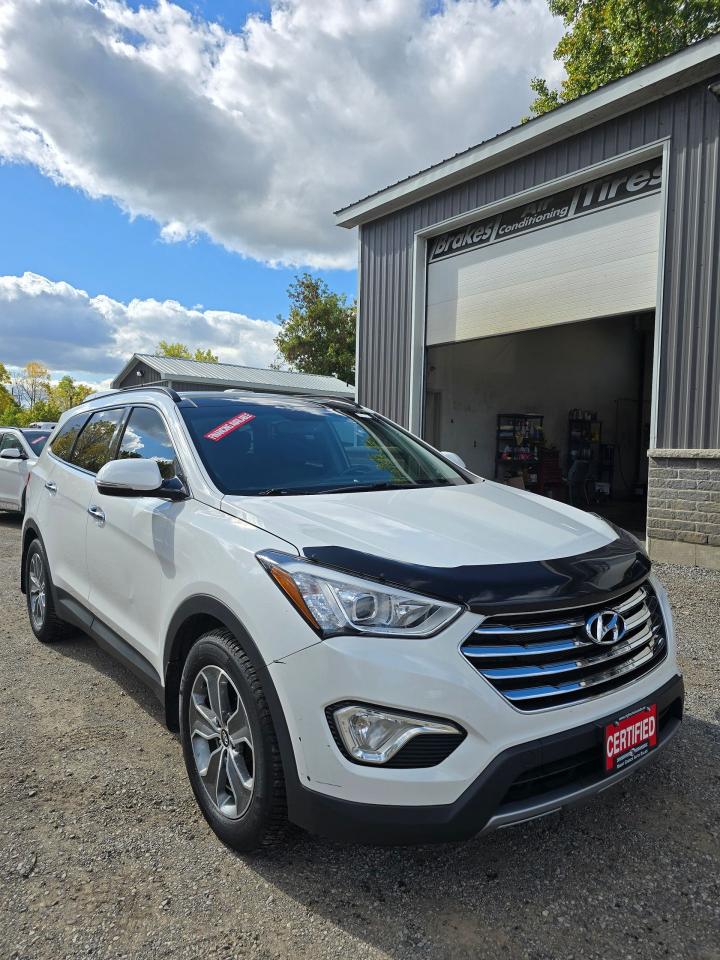 2016 Hyundai Santa Fe XL AWD 4dr 3.3L Auto Luxury w/6-Passenger - Photo #4