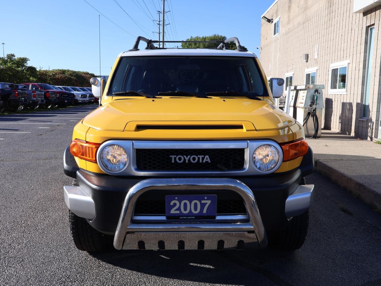 2007 Toyota FJ Cruiser 4.0L V6 CERTIFIED *ACCIDENT FREE**LOW KMS* CRUISE ALLOYS - Photo #2