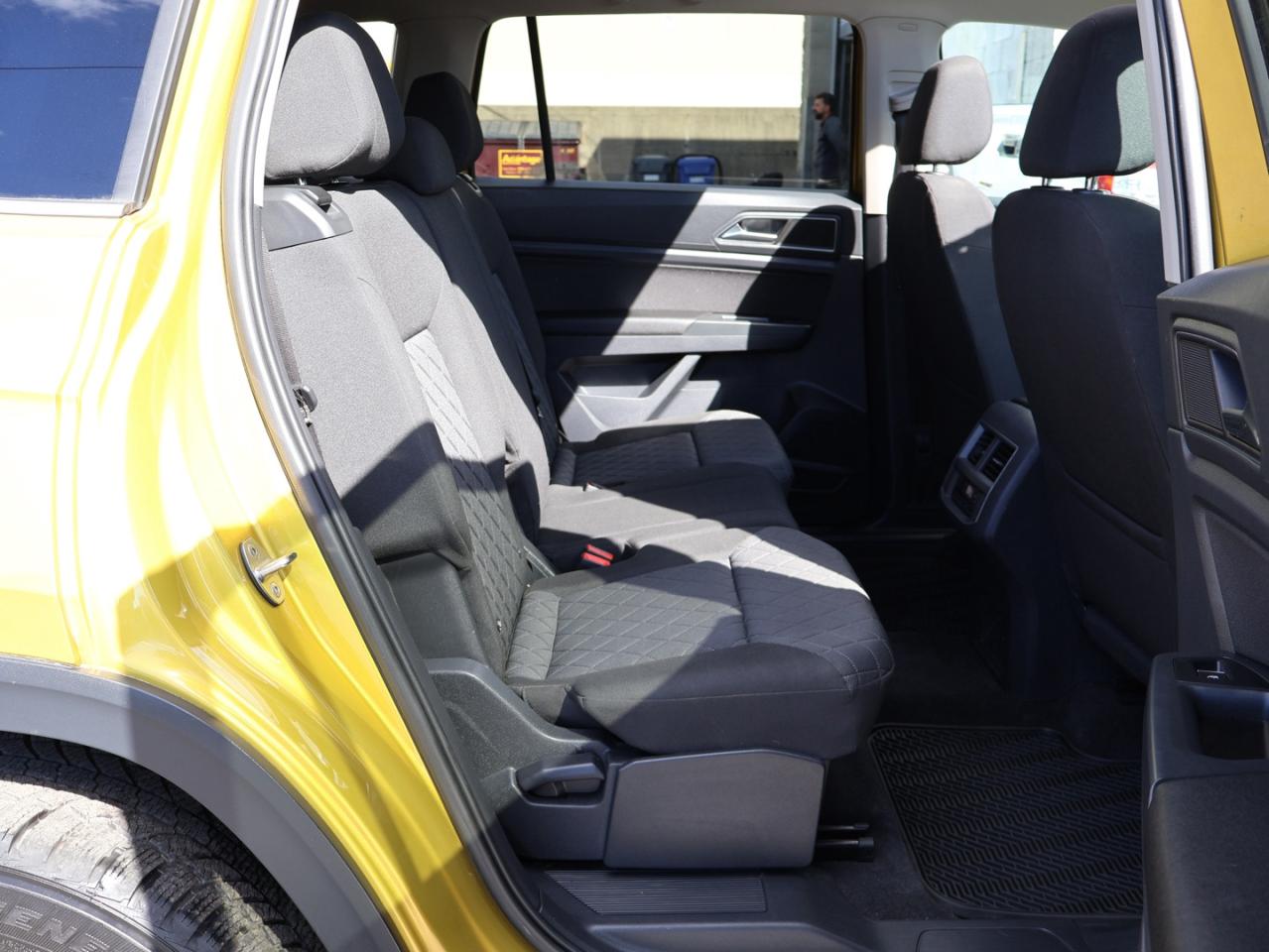 2018 Volkswagen Atlas V6 TRENDLINE AWD *ACCIDENT FREE*V.W MAINTAIN* CAMERA BLUETOOTH HEATED SEATS PANO ROOF CRUISE ALLOYS - Photo #17