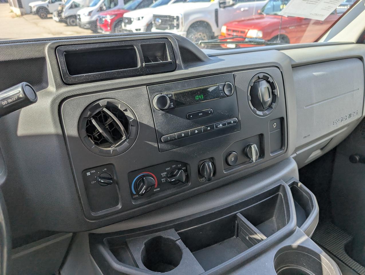 2014 Ford Econoline E-150 Commercial Photo