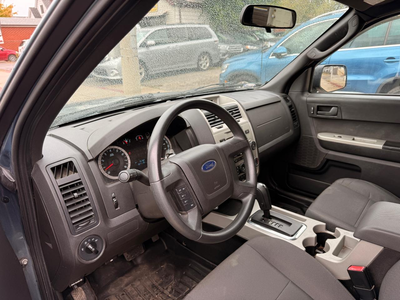 2010 Ford Escape 4WD 4DR V6 AUTO XLT - Photo #16