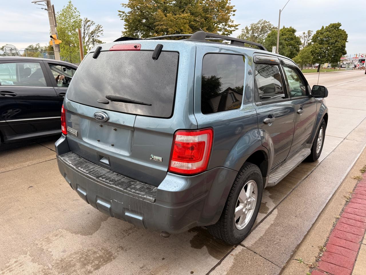 2010 Ford Escape 4WD 4DR V6 AUTO XLT - Photo #8