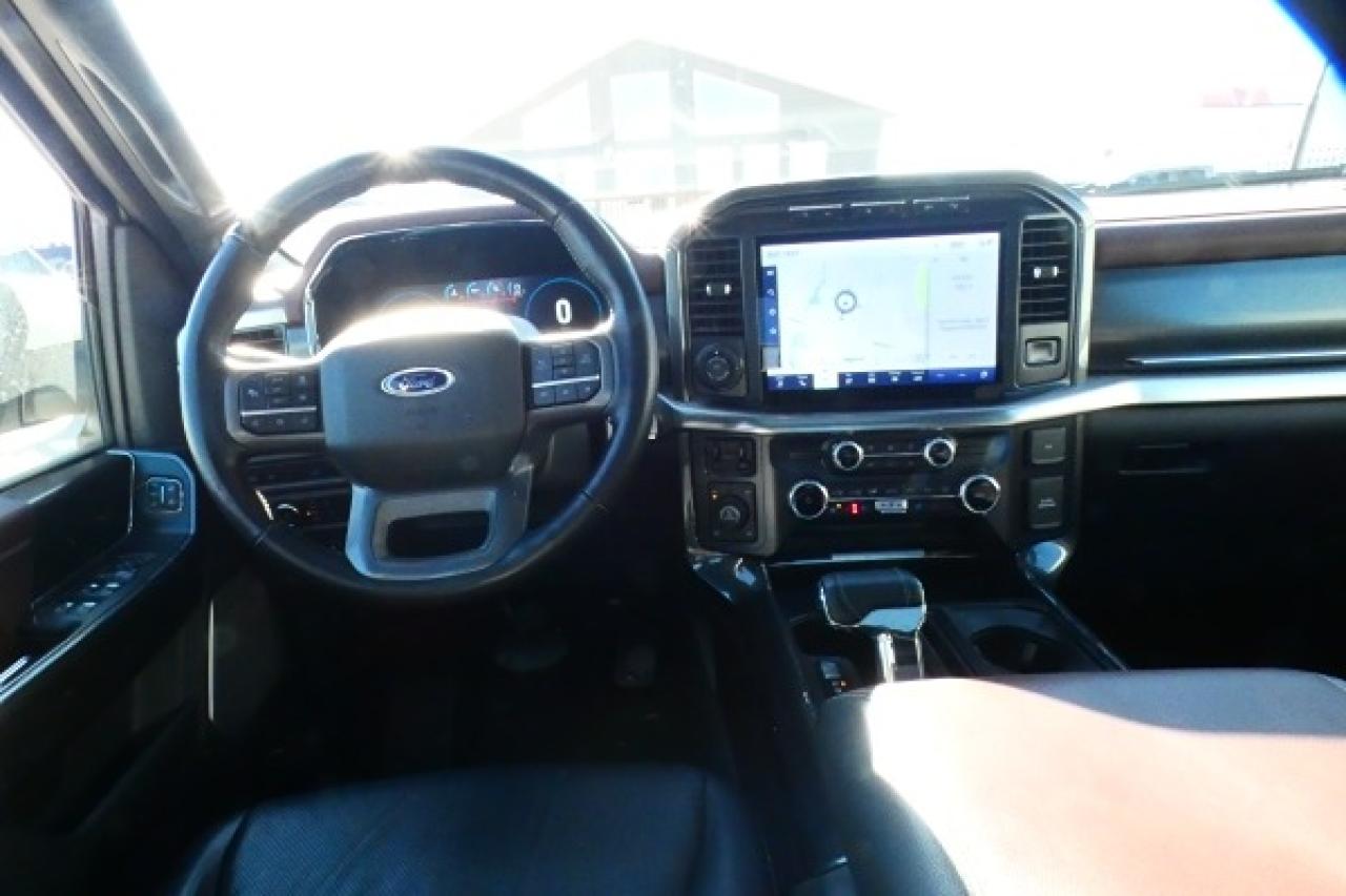 2022 Ford F-150 LARIAT SuperCrew w/H&C L, pano S/R, NAV, BUC, PRB - Photo #11
