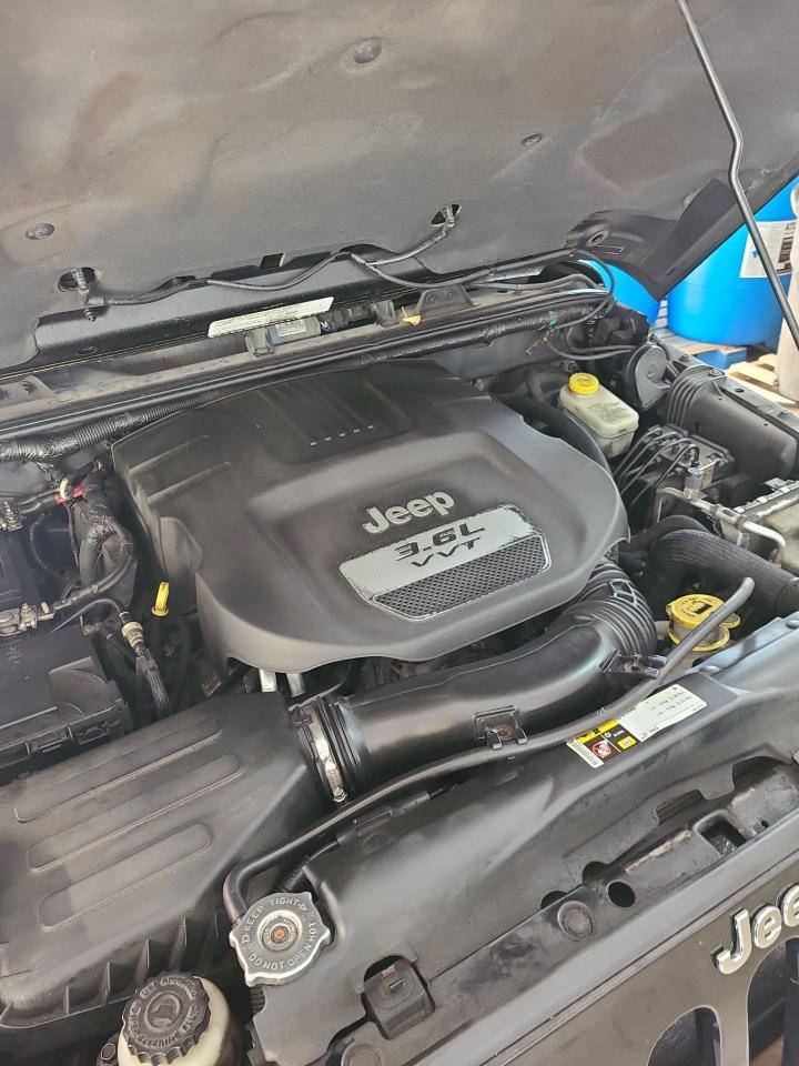 2013 Jeep Wrangler Sahara - Photo #7