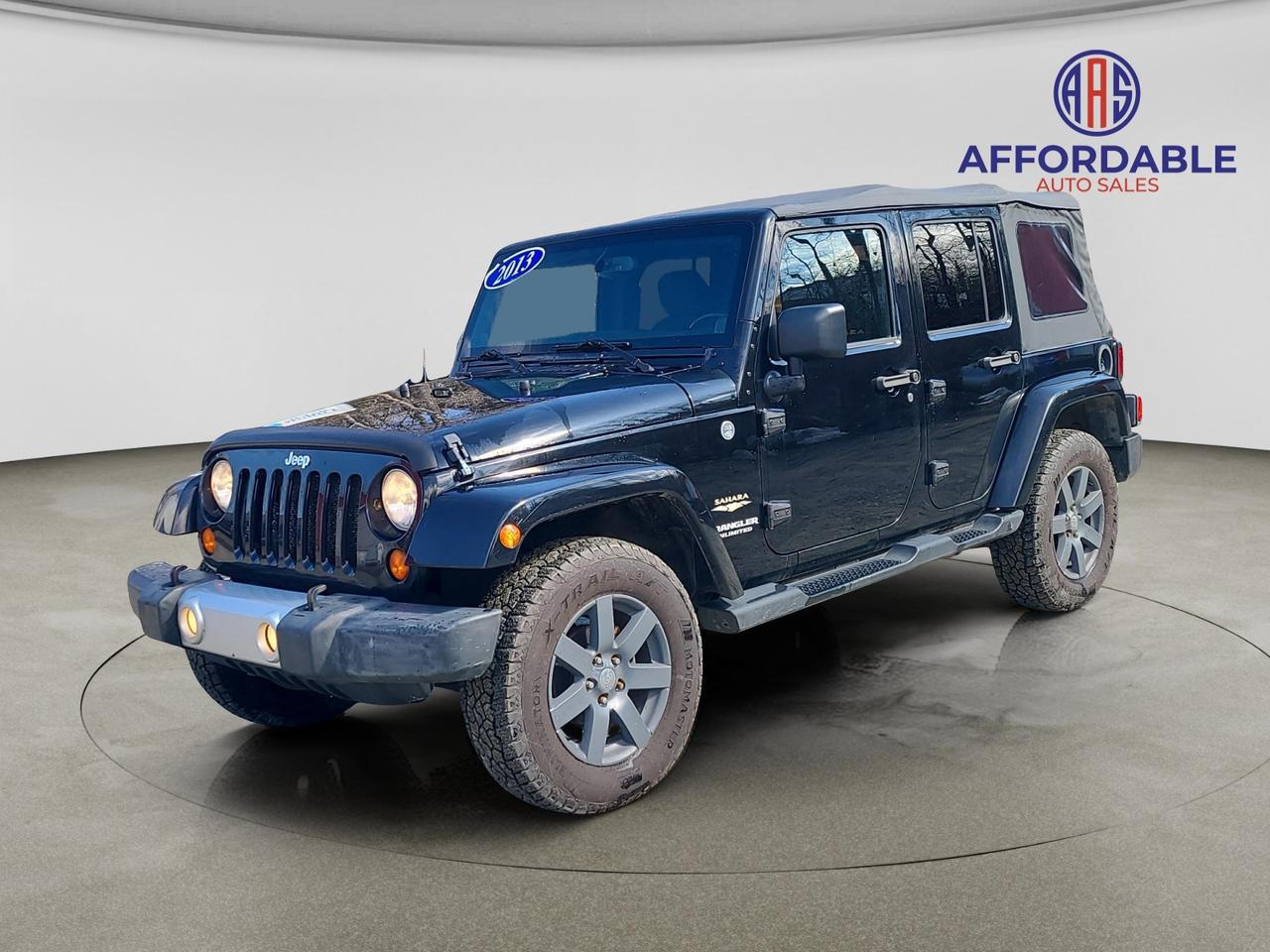 2013 Jeep Wrangler Unlimited Sahara 4WD