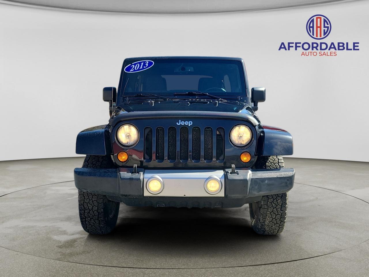 2013 Jeep Wrangler Sahara - Photo #8