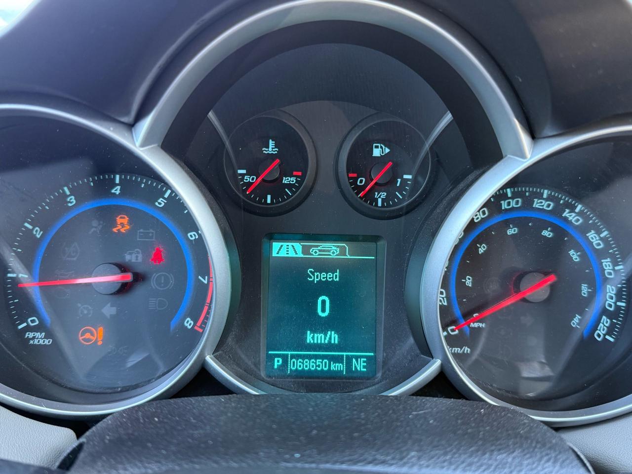 2015 Chevrolet Cruze 2LS - Photo #17