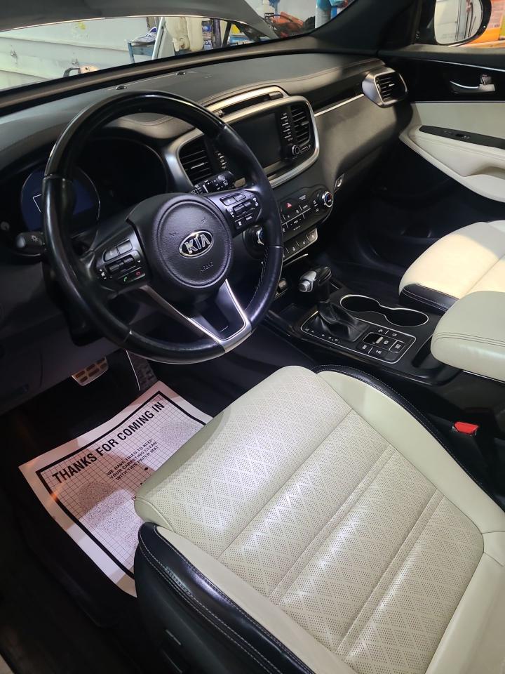2017 Kia Sorento SX+ V6 - Photo #5